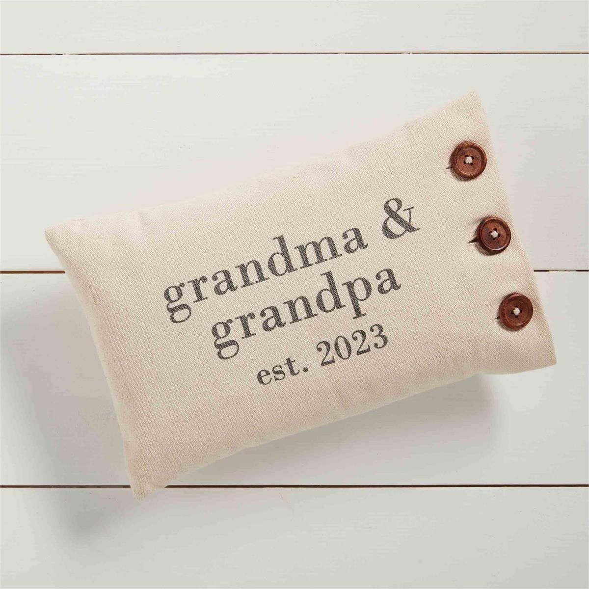 Grandparents Est 2023 Pillow